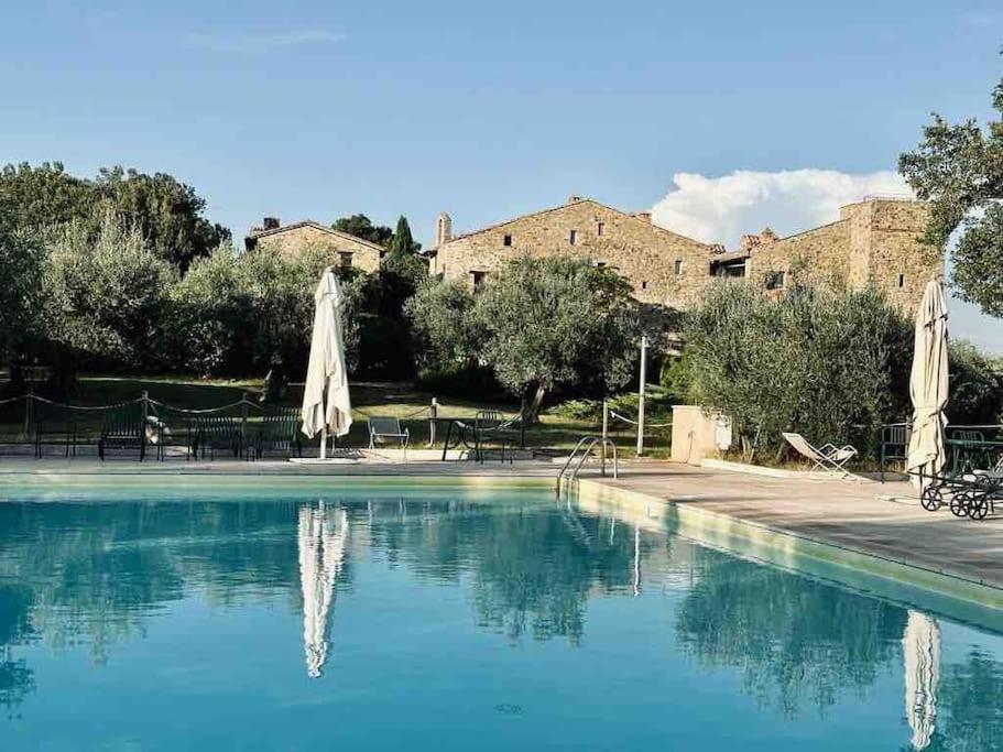 Medieval Tower In Umbria With Swimming Pool Montelagello Exterior foto