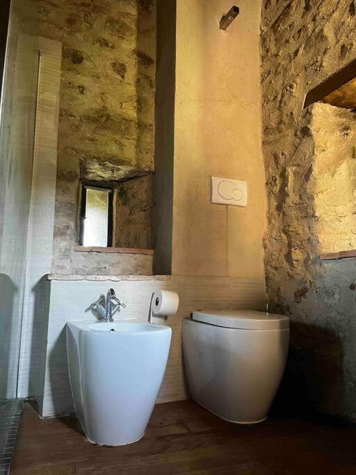 Medieval Tower In Umbria With Swimming Pool Montelagello Exterior foto